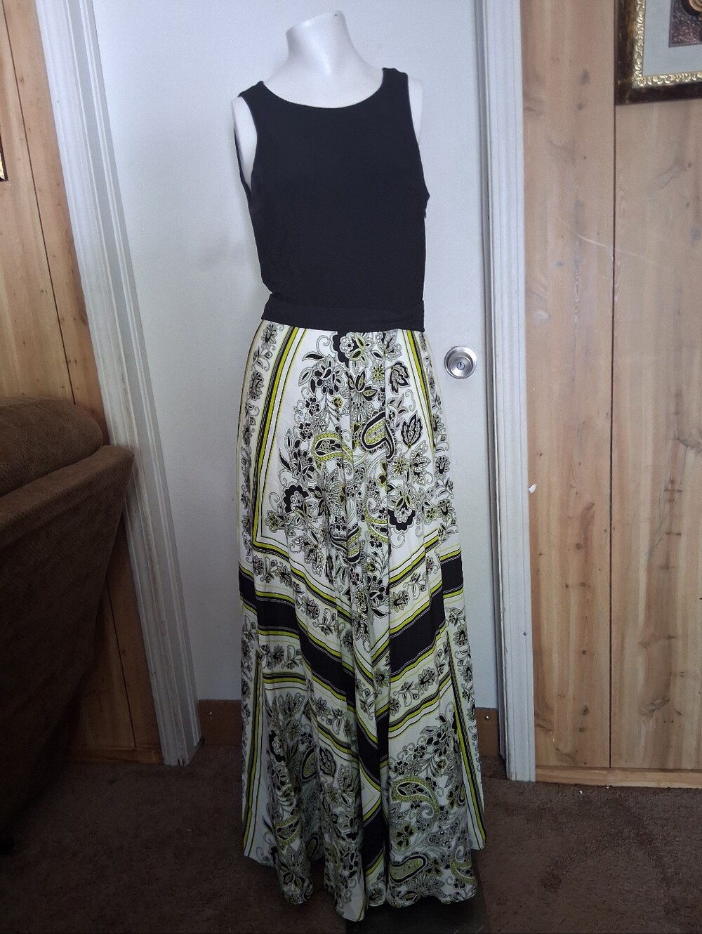 Eliza J Black Bodice Maxi Skirt with White and Lime Paisley Print Sz 8 Preowned